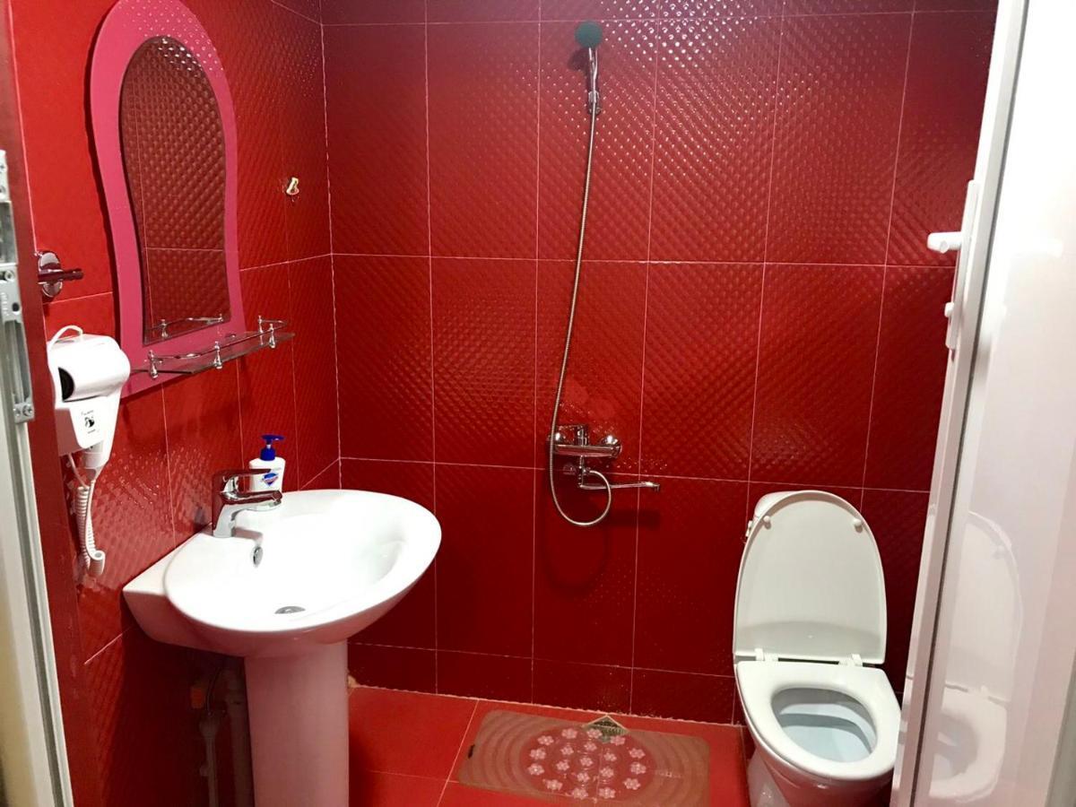 Hotel Sweet Memories Kutaisi Esterno foto
